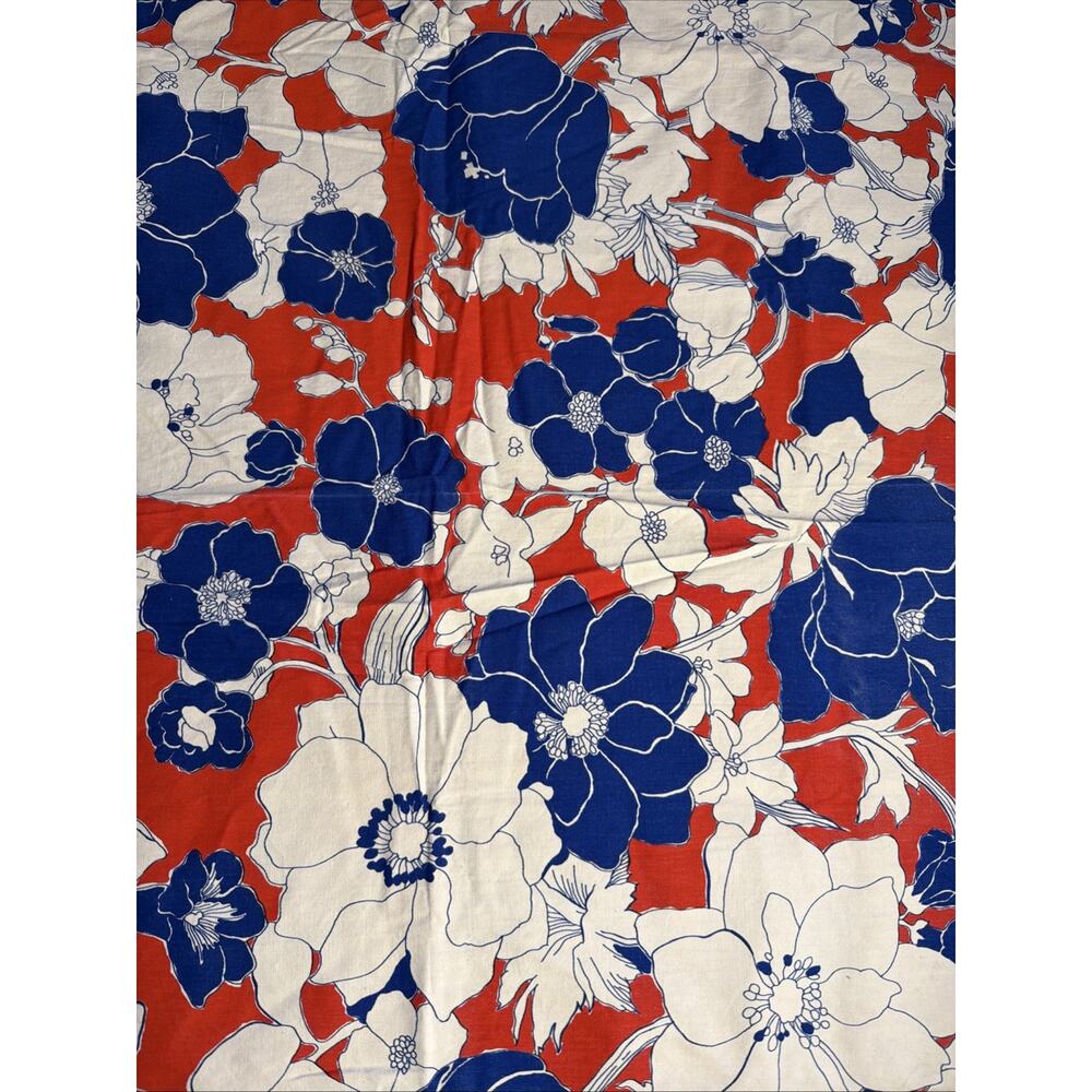 Bloomcraft Scotchguard Floral Red White Blue Fabric 48x34"